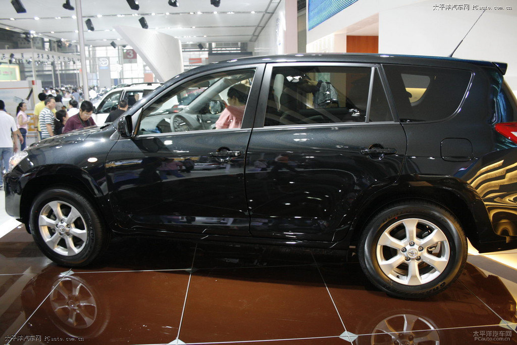 RAV4榮放圖片