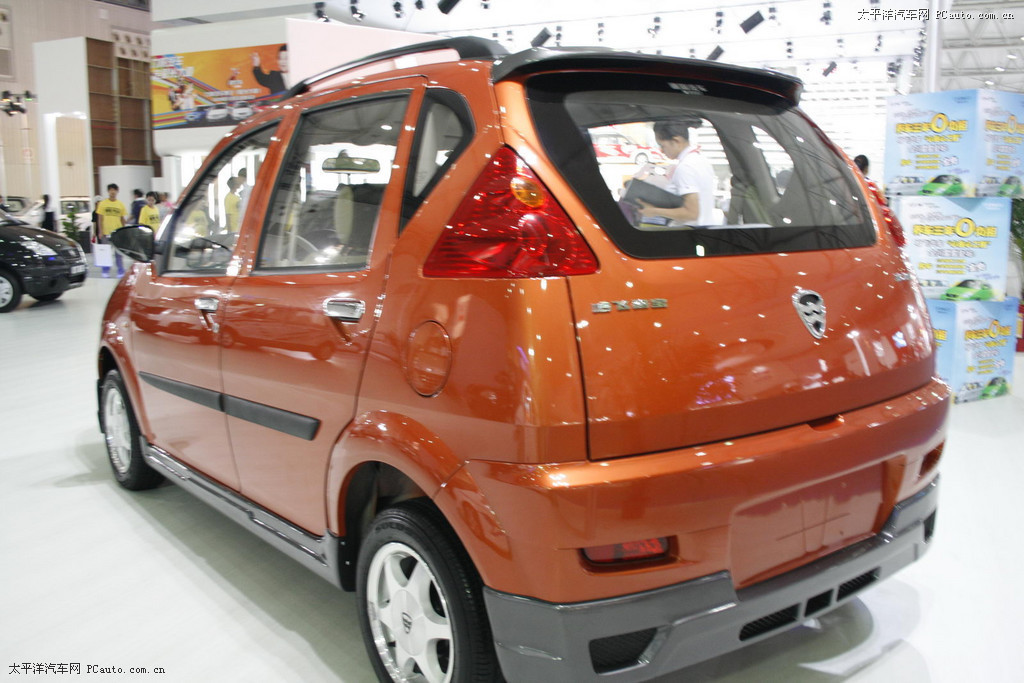 路寶車展高清大圖