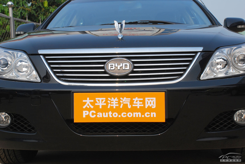 比亞迪F6外觀高清大圖