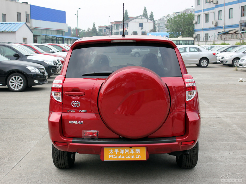 RAV4榮放外觀高清大圖