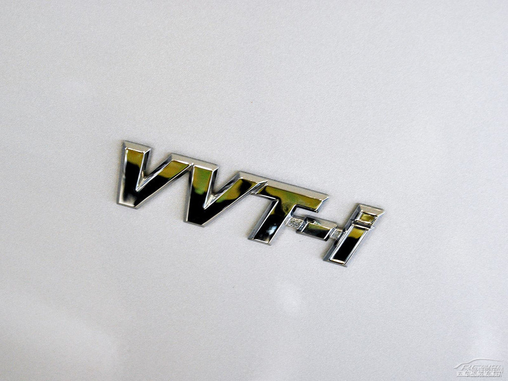 Y^DƬ