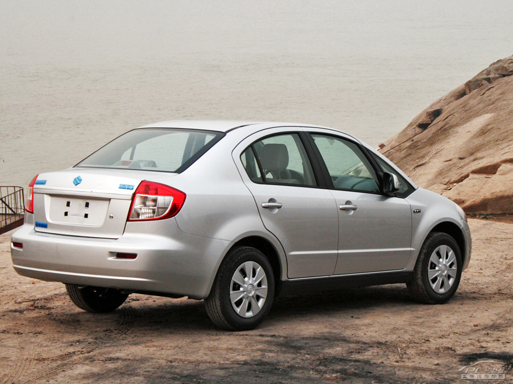 Z(y)SX4^DƬ