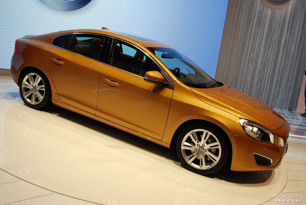 K~֠S60(M)^DƬ