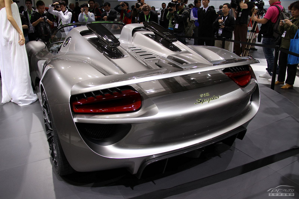保時(shí)捷918車展高清大圖