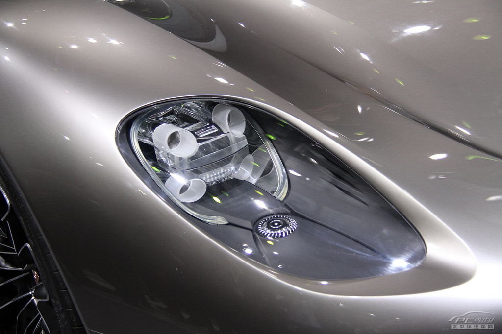 保時(shí)捷918車展高清大圖