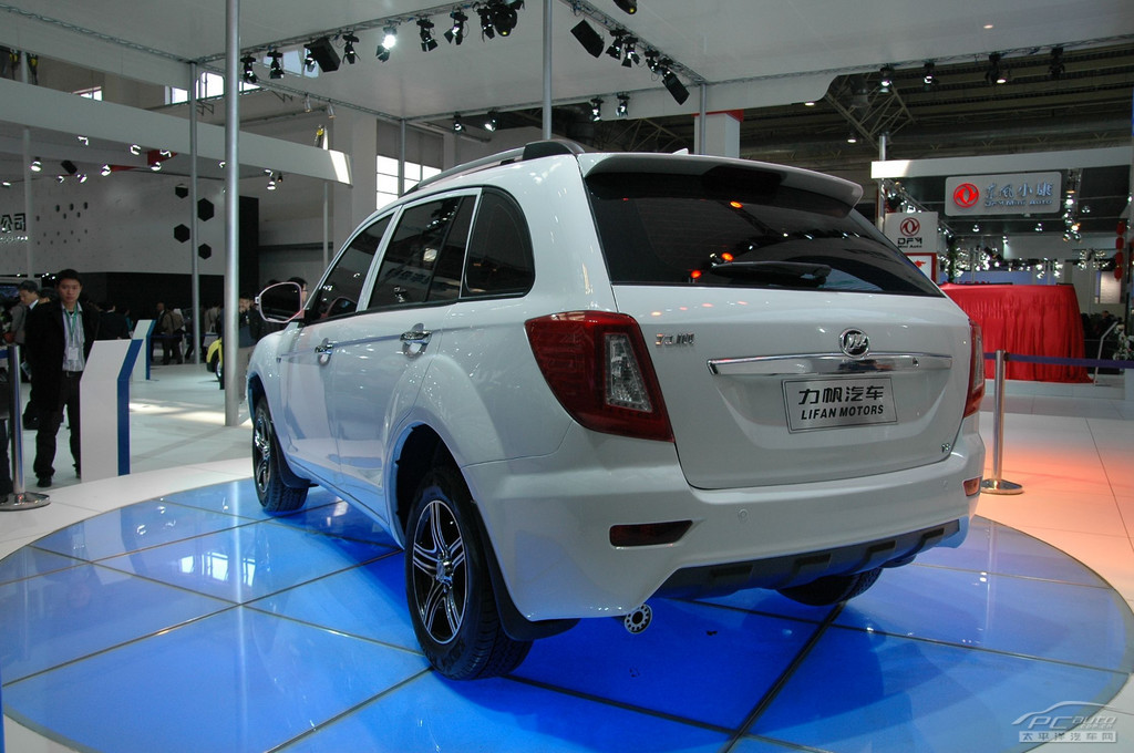 力帆X60車展高清大圖