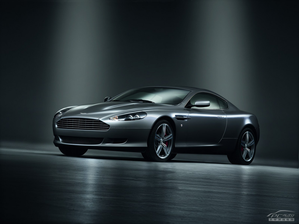 DB9外觀高清大圖