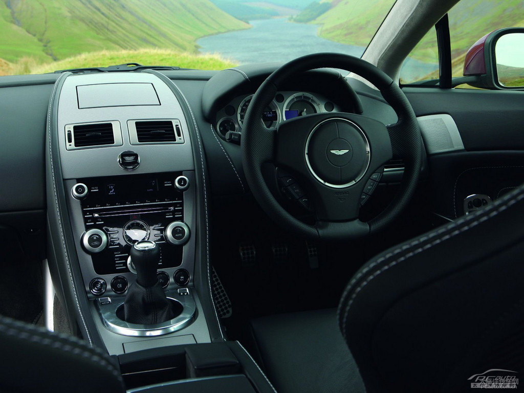 V8 Vantage(ni)DƬ