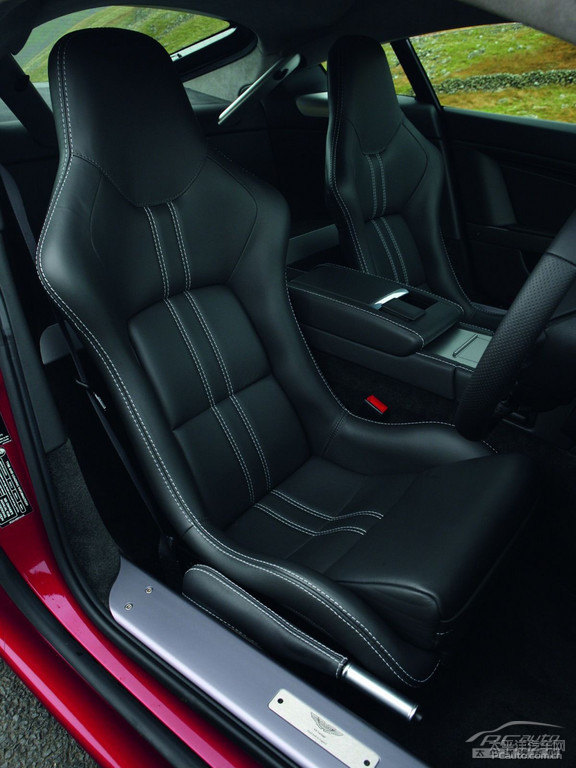 V8 Vantage(ni)DƬ