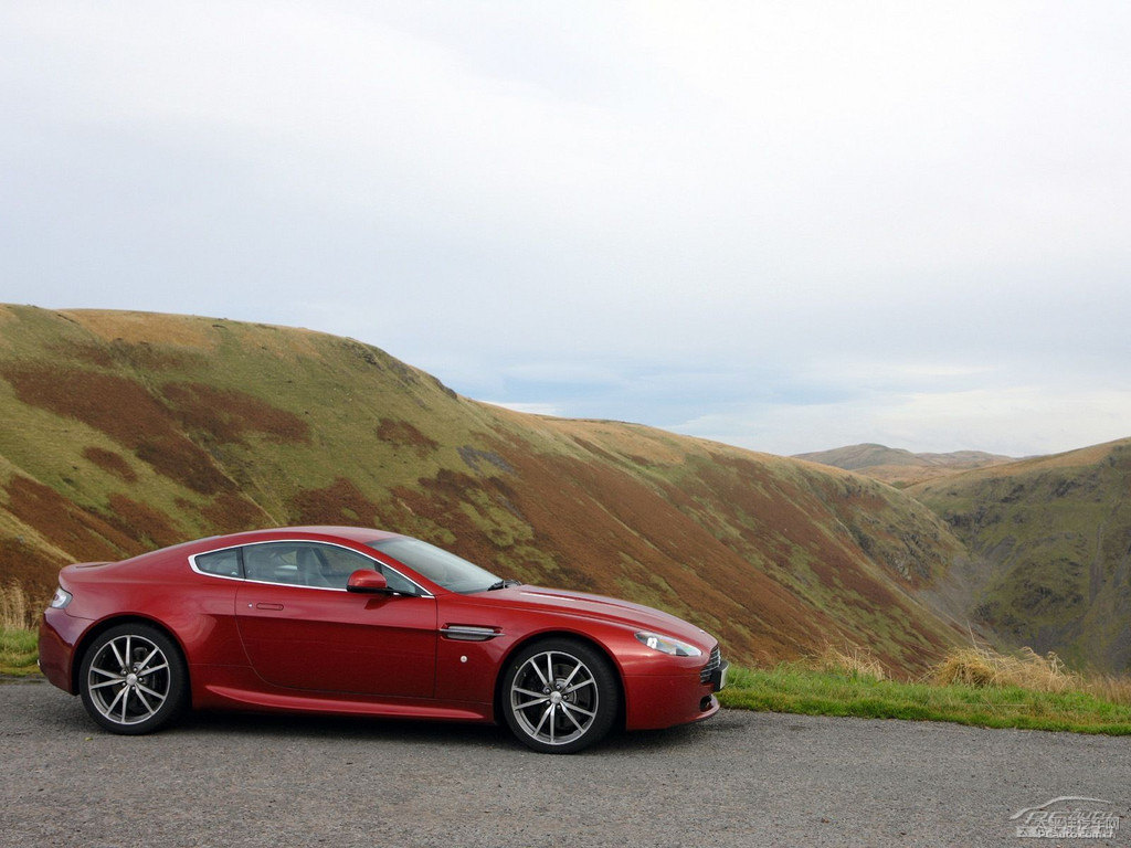 V8 Vantage^DƬ