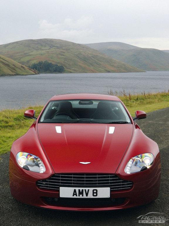 V8 Vantage^DƬ