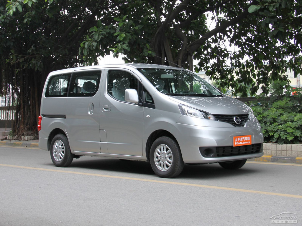 日產(chǎn)NV200外觀高清大圖