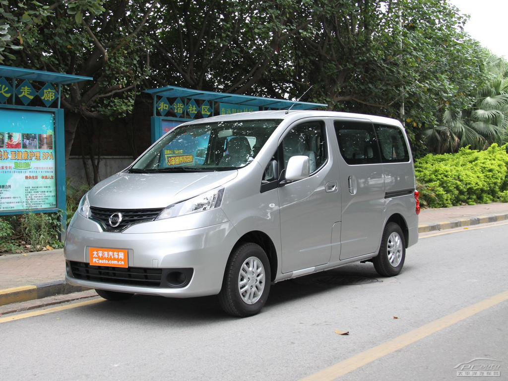 日產(chǎn)NV200外觀高清大圖