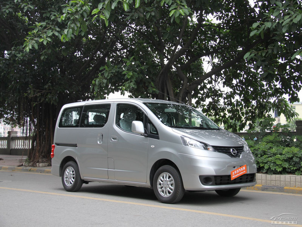 日產(chǎn)NV200外觀高清大圖