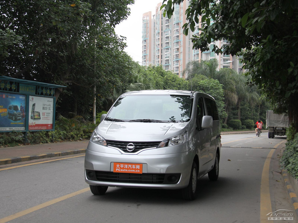 日產(chǎn)NV200外觀高清大圖