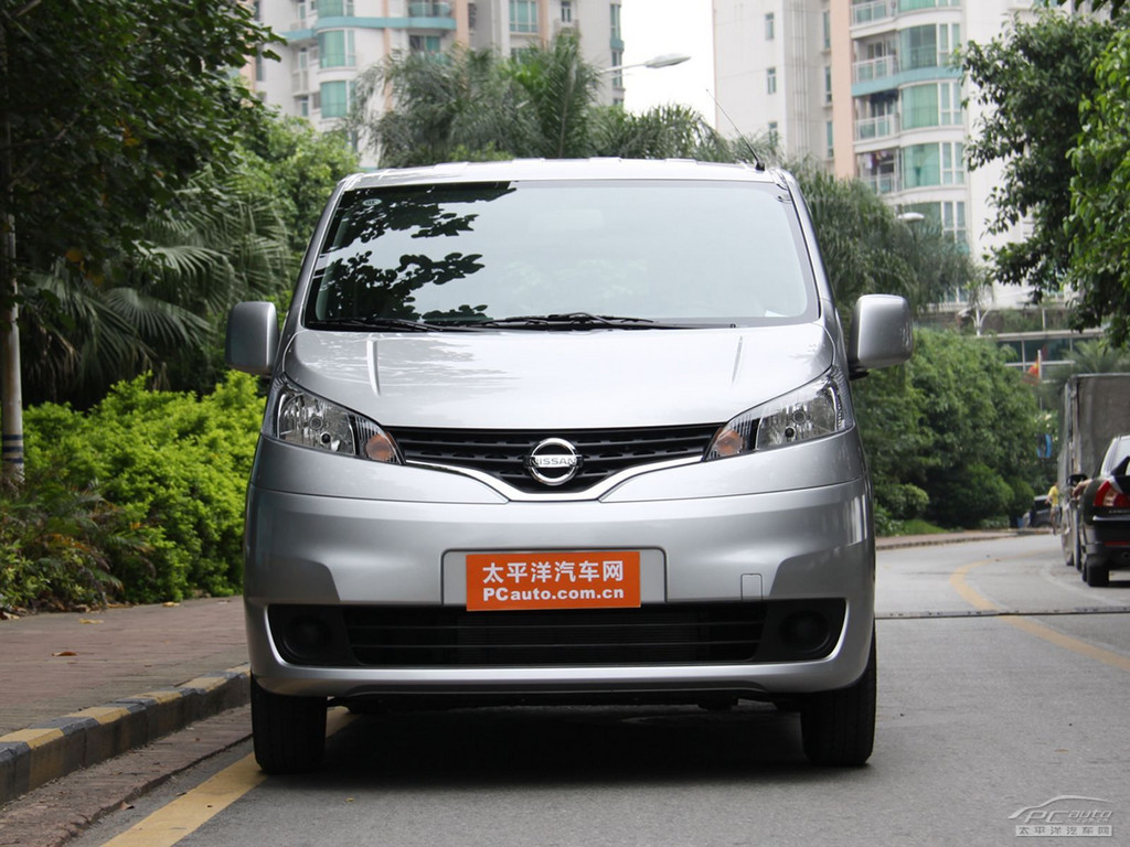 日產(chǎn)NV200外觀高清大圖