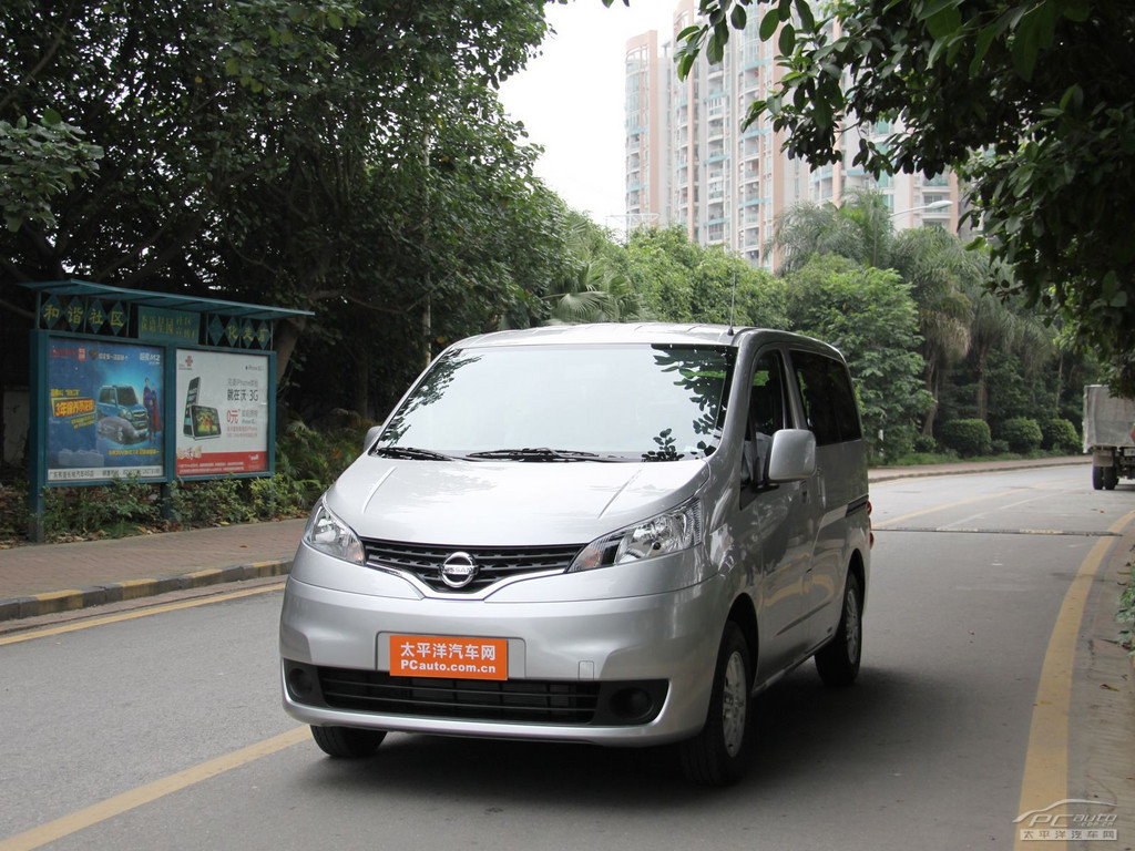 日產(chǎn)NV200外觀高清大圖