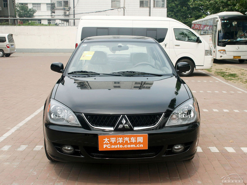 藍(lán)瑟外觀高清大圖
