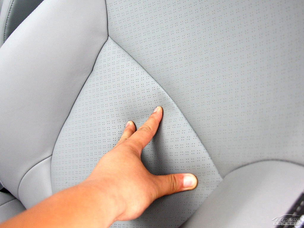 S{(ni)DƬ