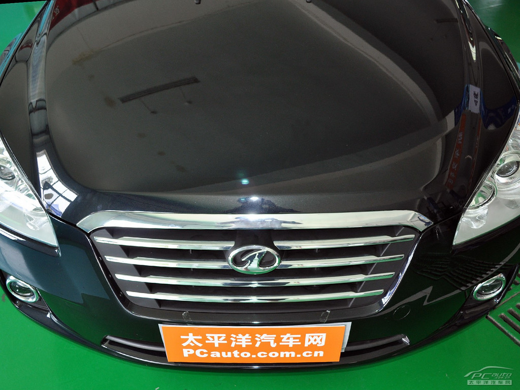 奔騰B50外觀(guān)高清大圖