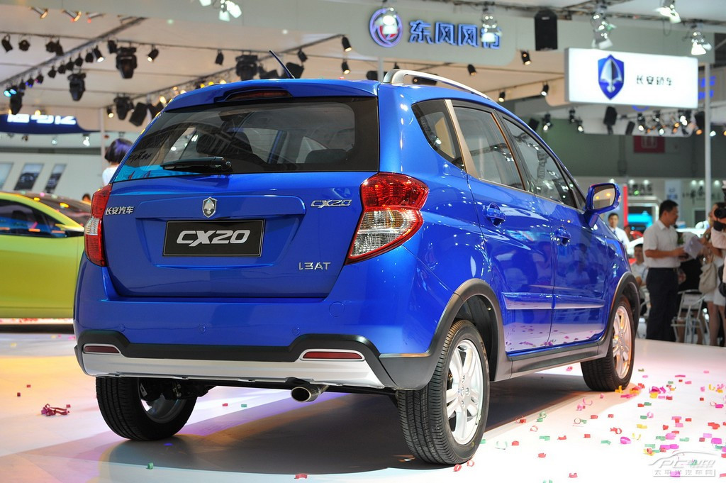 長(zhǎng)安CX20車展高清大圖