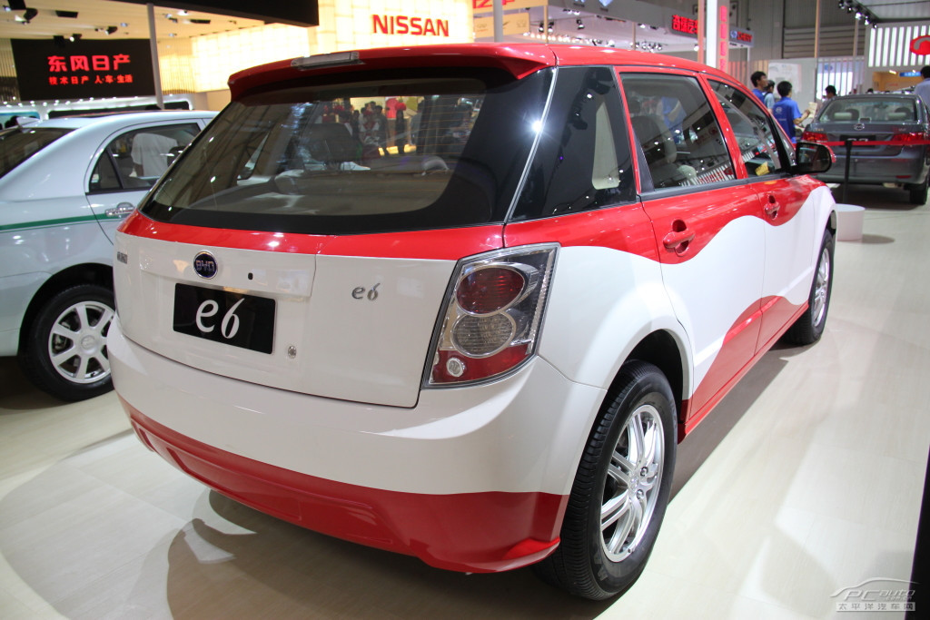 比亞迪e6車展高清大圖