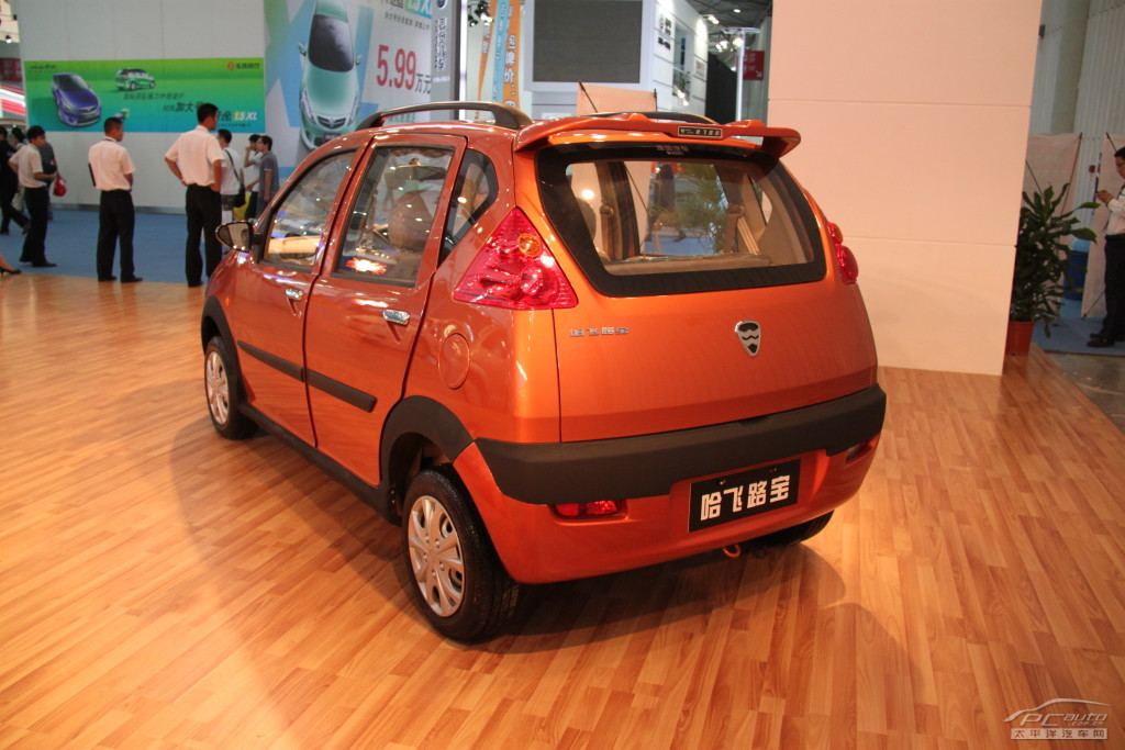 路寶車展高清大圖