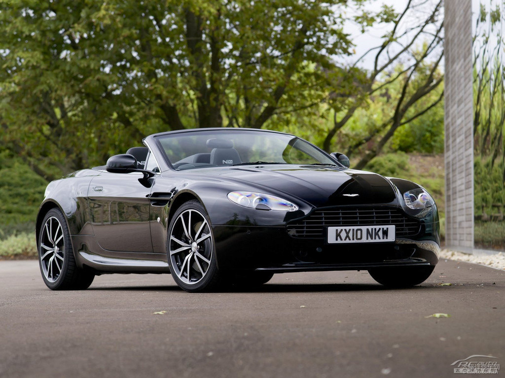 V8 Vantage^DƬ
