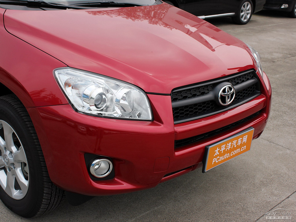 RAV4榮放外觀高清大圖