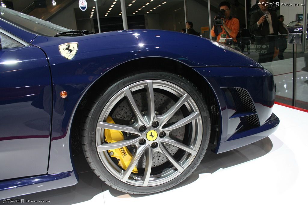 法拉利F430車展高清大圖