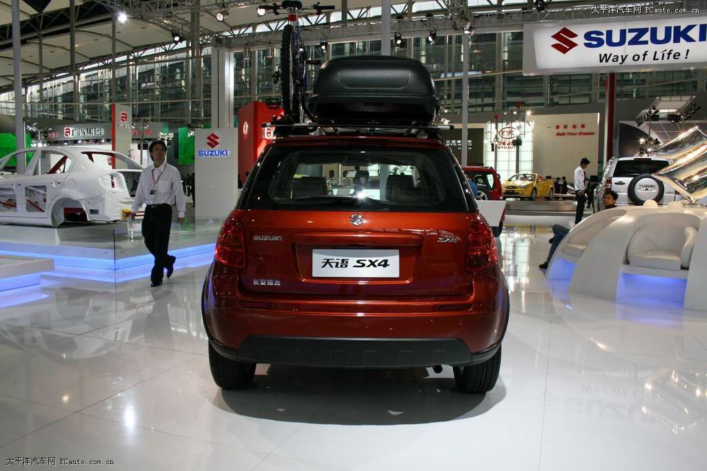 天語(yǔ)SX4車(chē)展高清大圖