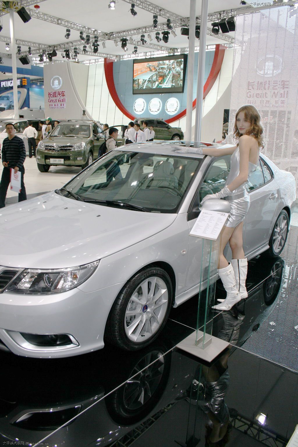 薩博9-3車展高清大圖