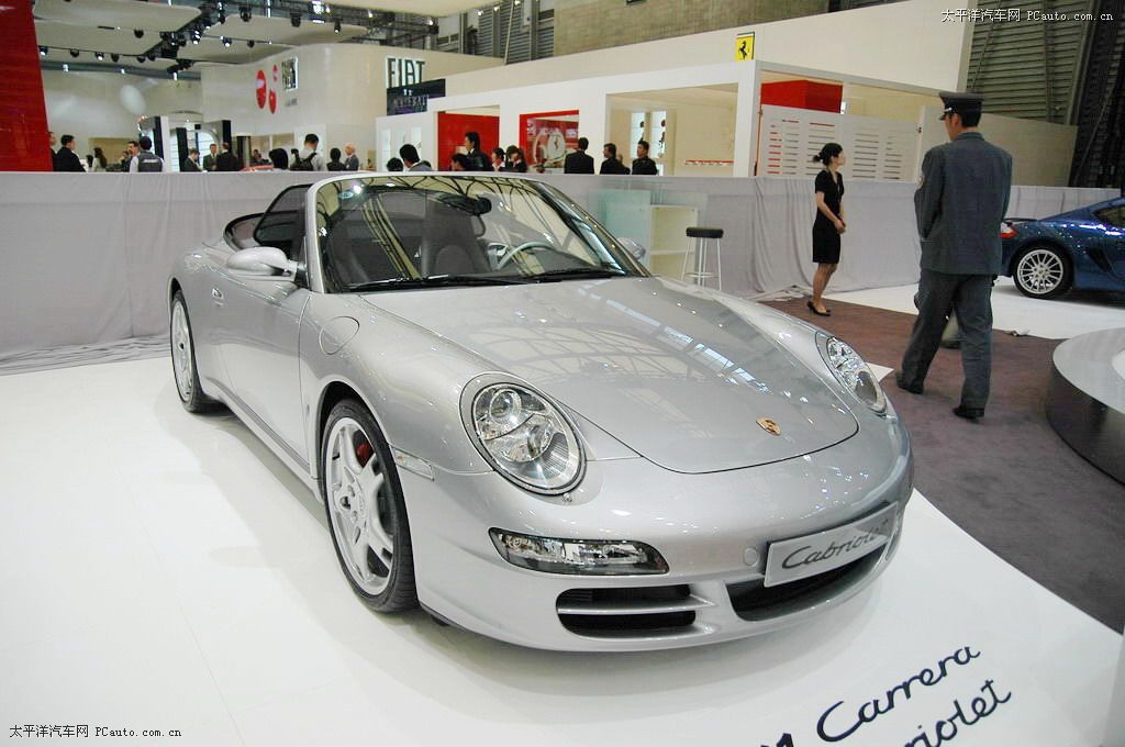 保時(shí)捷911外觀(guān)高清大圖