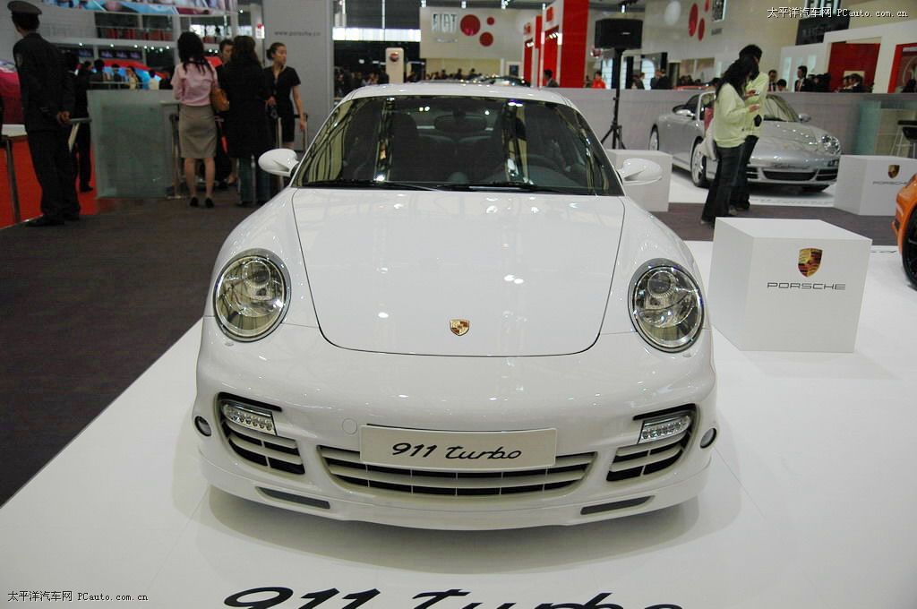 保時(shí)捷911外觀高清大圖
