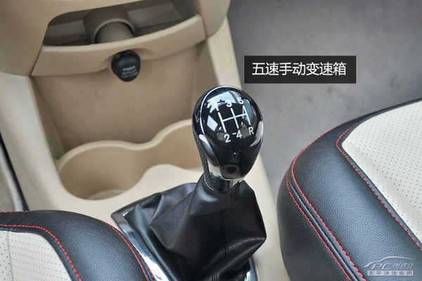 鐔婄尗Cross