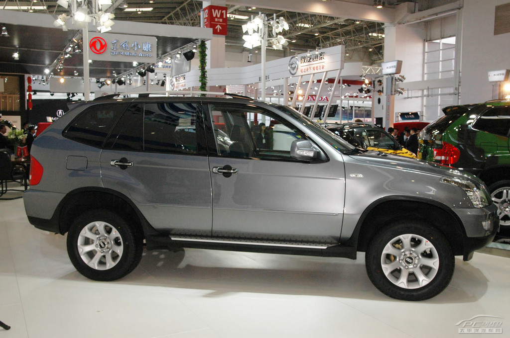 雙環(huán)SCEO車展高清大圖