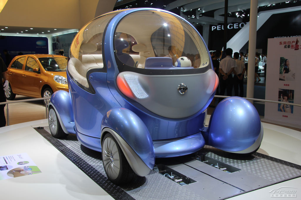 聆風(fēng)Leaf車展高清大圖