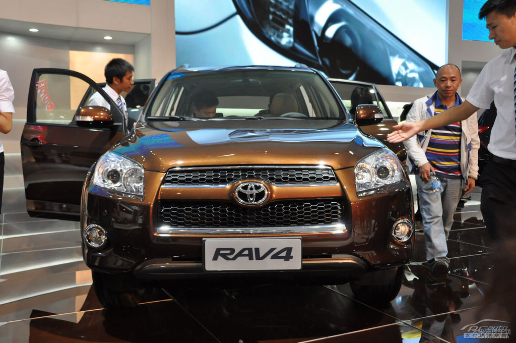 RAV4榮放圖片