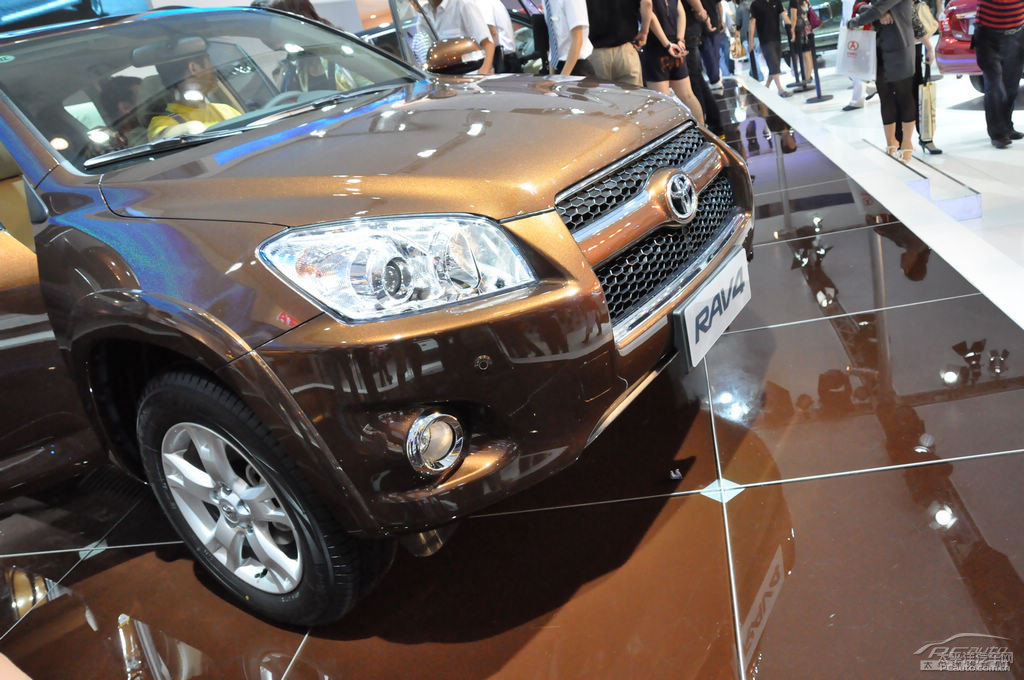 RAV4榮放圖片