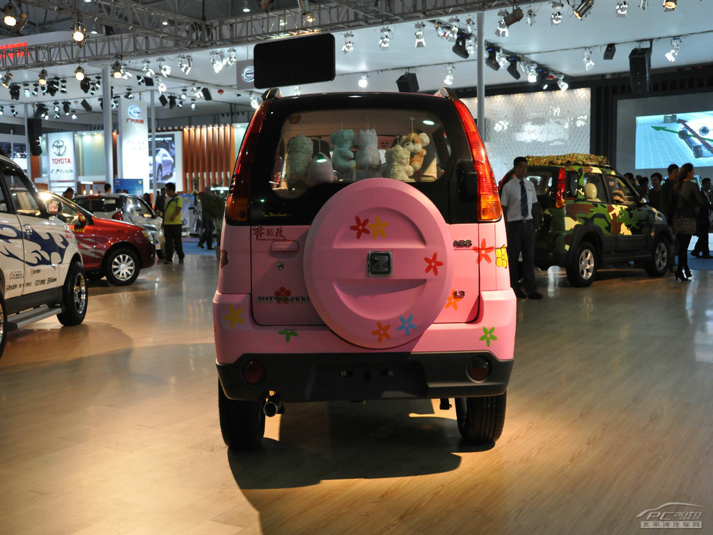 眾泰5008車展高清大圖