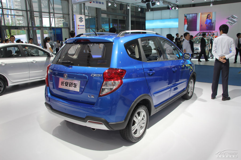 長(zhǎng)安CX20車(chē)展高清大圖