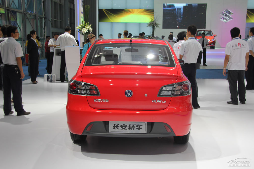 悅翔車展高清大圖