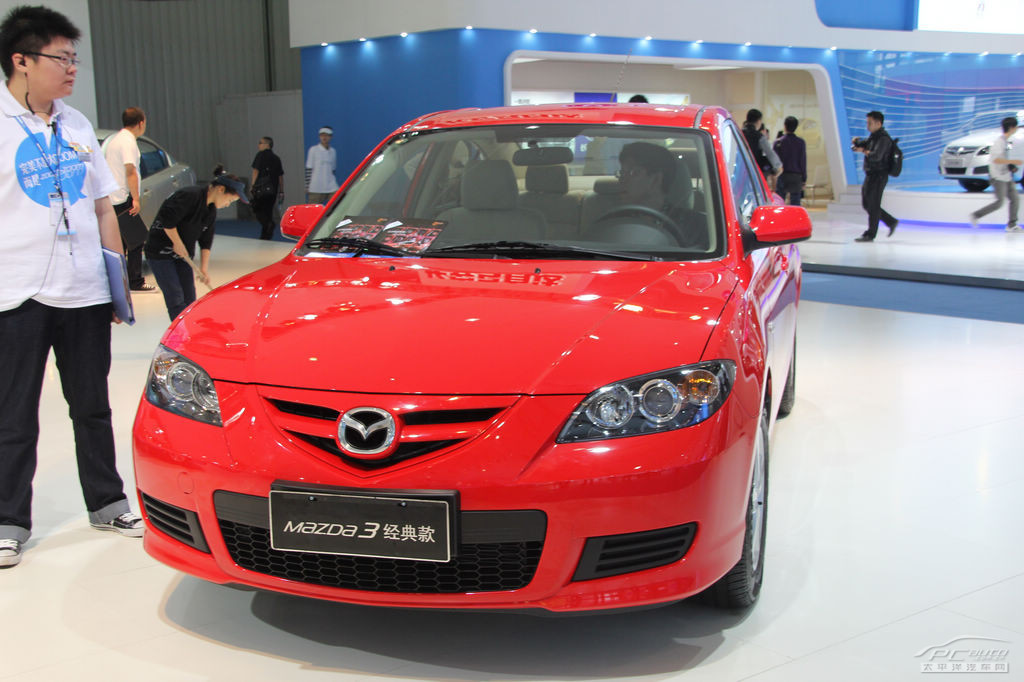 馬自達(dá)3車展高清大圖
