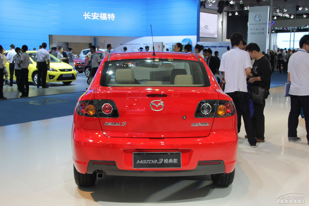 馬自達(dá)3車展高清大圖