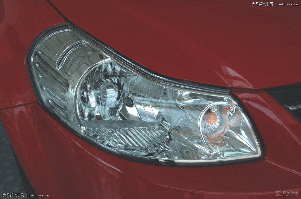 Z(y)SX4^DƬ