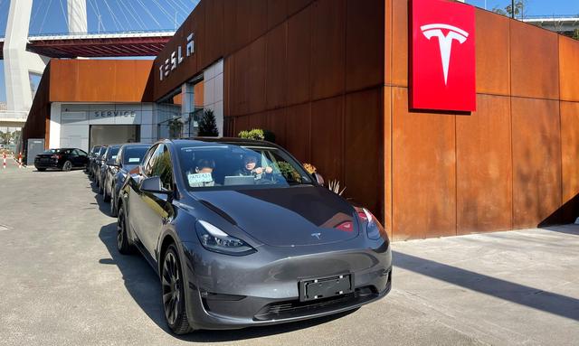 特斯拉在上海举行国产model y,model 3首发试驾会