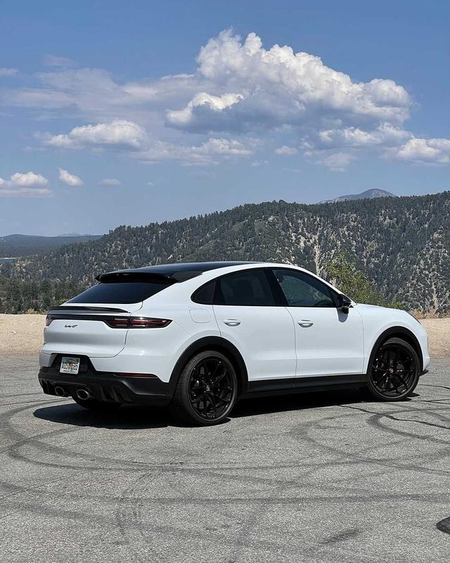 實拍保時捷cayenne turbo gt 全新suv性能猛獸