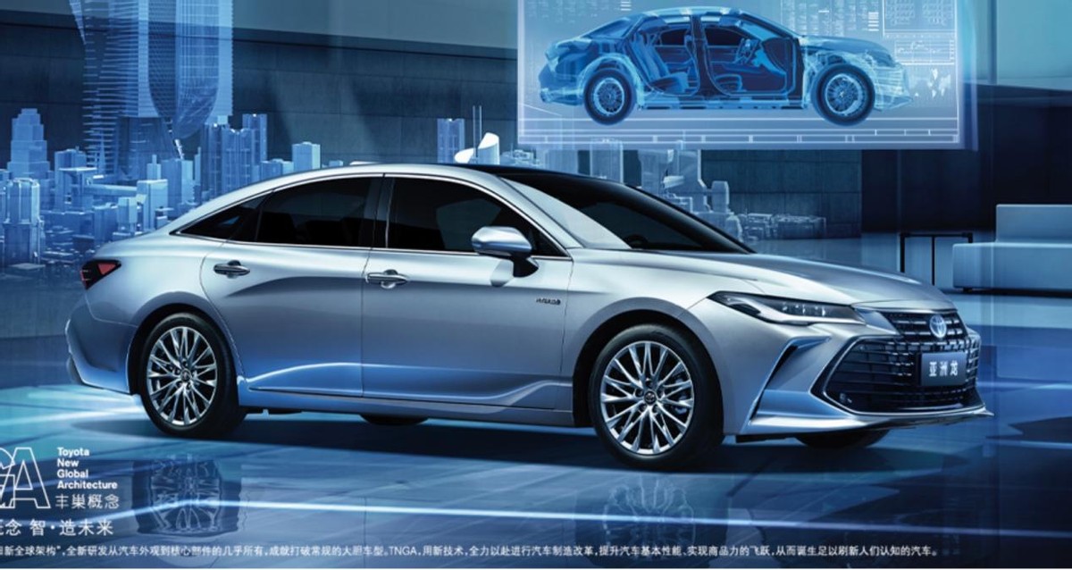 亚洲龙2022北美改款,2022款亚洲龙 2022款亚洲龙升级而来 与凯美瑞到底有什么不同?