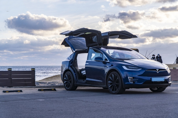 行驶32万公里的特斯拉 model x p100d 电池健康还剩多少?