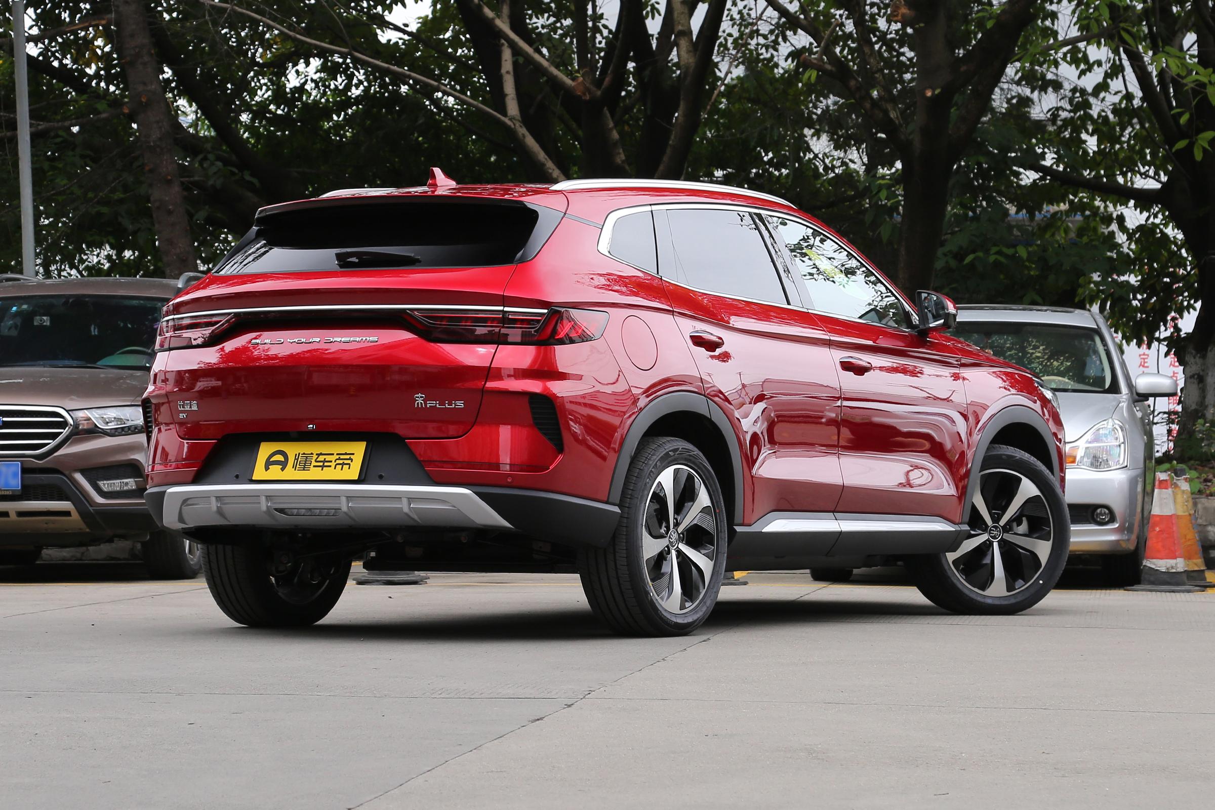 新能源纯电动车比亚迪宋plus ev,nedc综合续航可以达到505公里